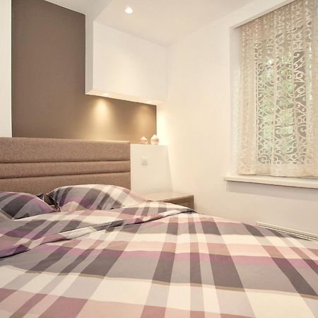 Hostgost Selected Suites - Skadarlija Square بلغراد المظهر الخارجي الصورة